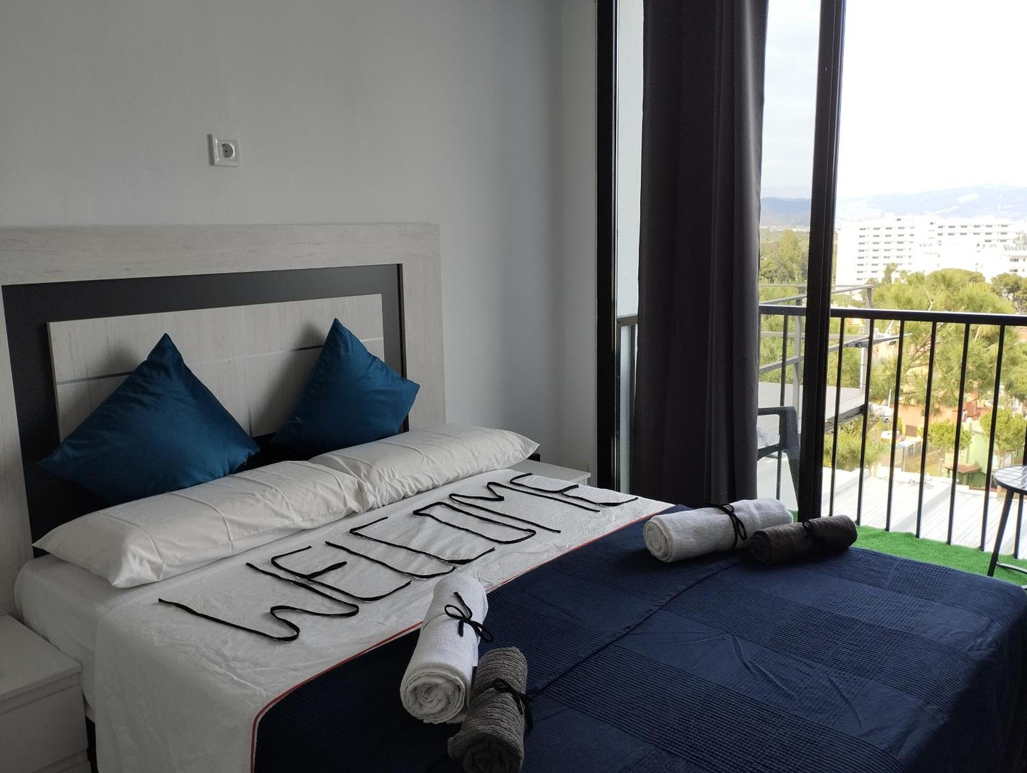 Pinar Suites Habitaciones Torremolinos Exterior photo
