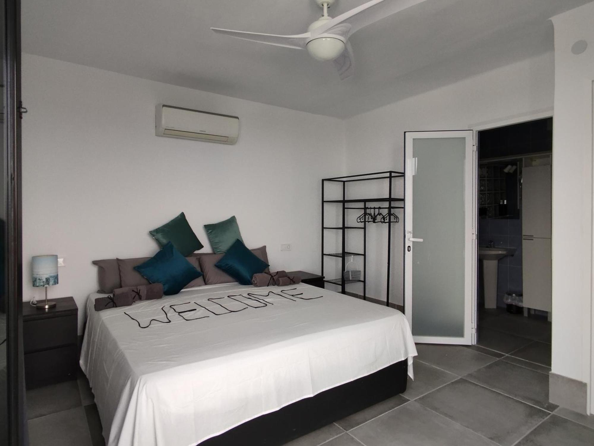 Pinar Suites Habitaciones Torremolinos Exterior photo