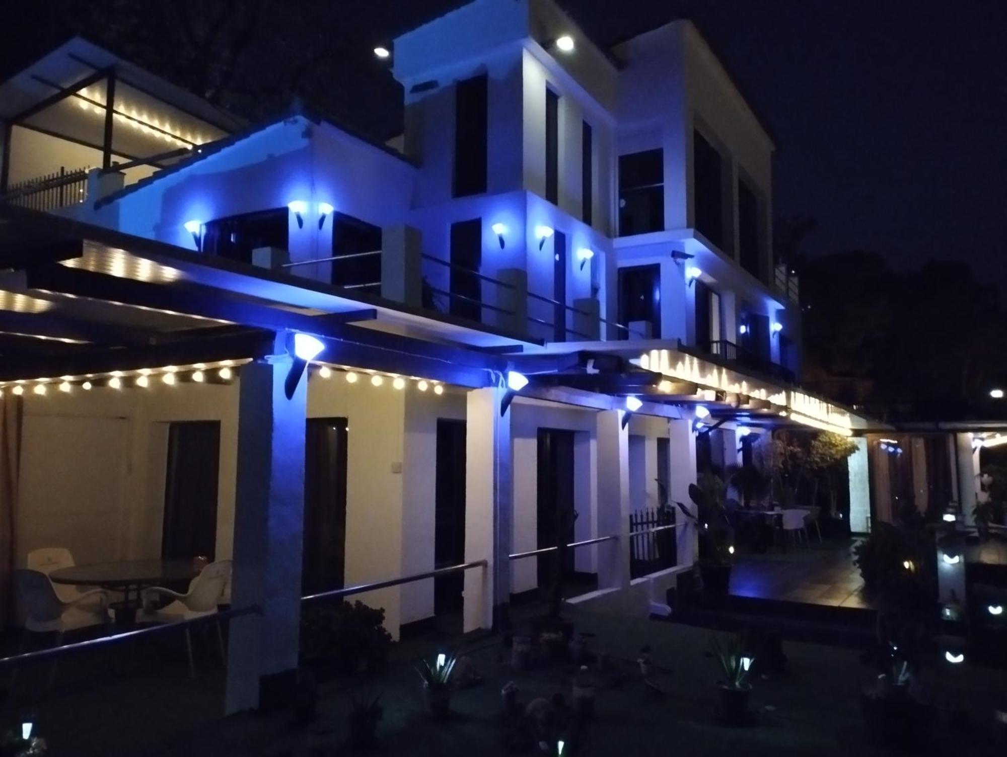 Pinar Suites Habitaciones Torremolinos Exterior photo