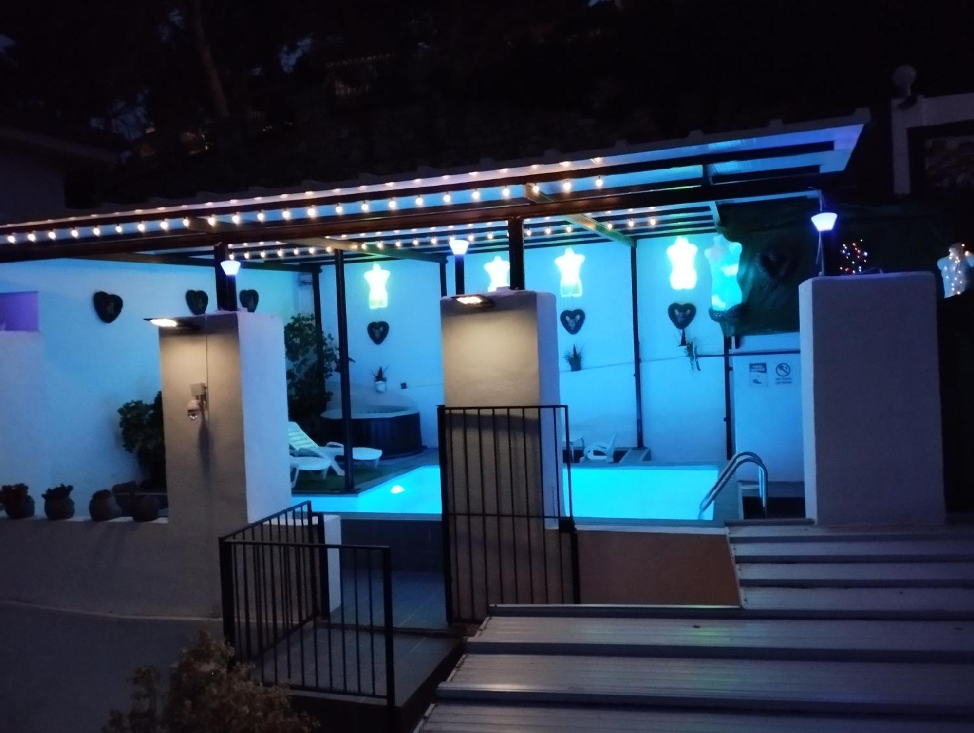 Pinar Suites Habitaciones Torremolinos Exterior photo